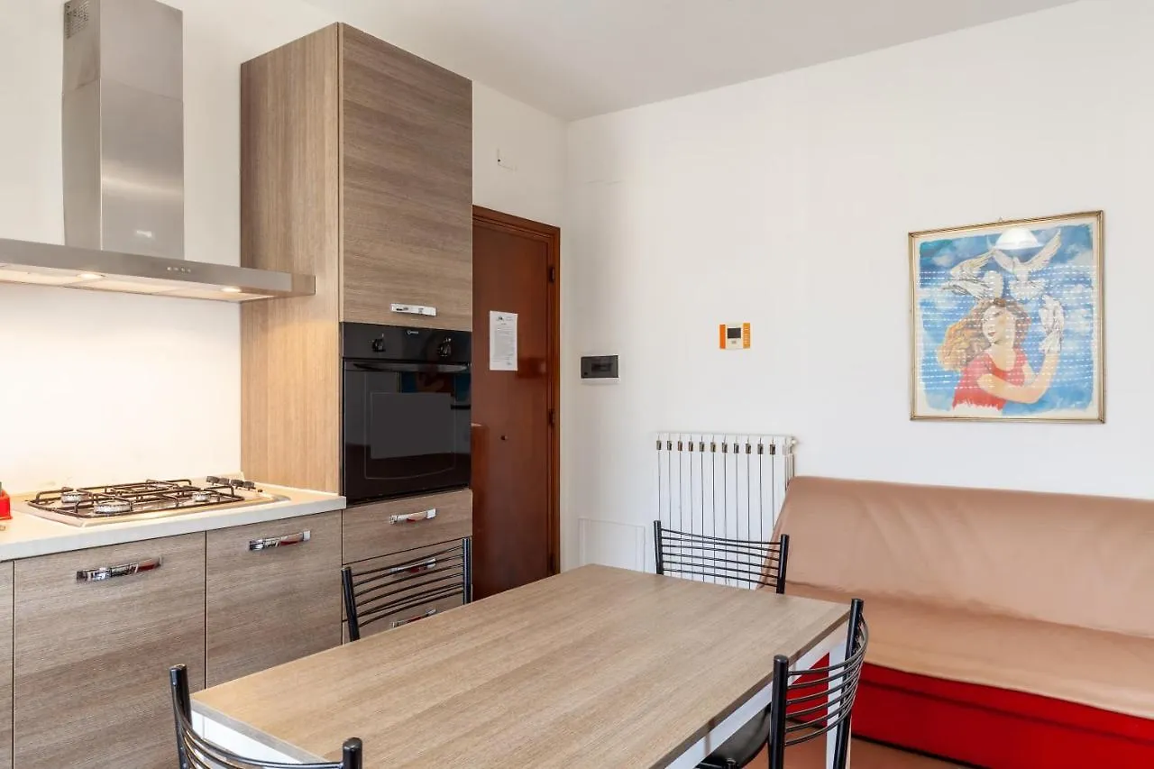 Residence Caravel 12 Lido di Camaiore 0*,  Italy
