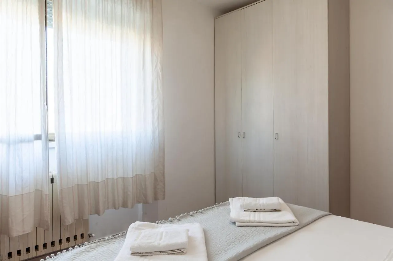 Residence Caravel 12 Lido di Camaiore Holiday home